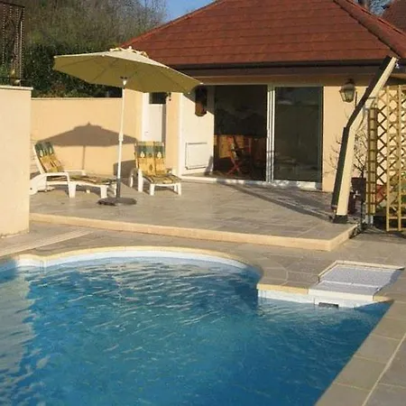 La Chenaz Bed & Breakfast
